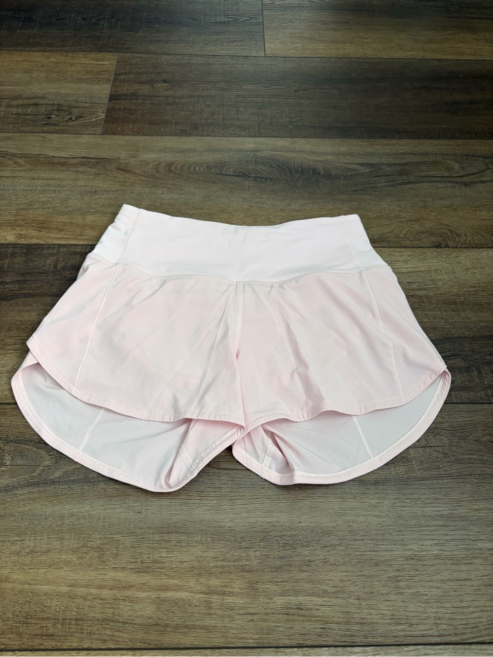 Lululemon Pink Speed Up High-Rise Short 4"  Women’s size 4
